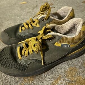 Women's Green and Yellow Athletic Shoes